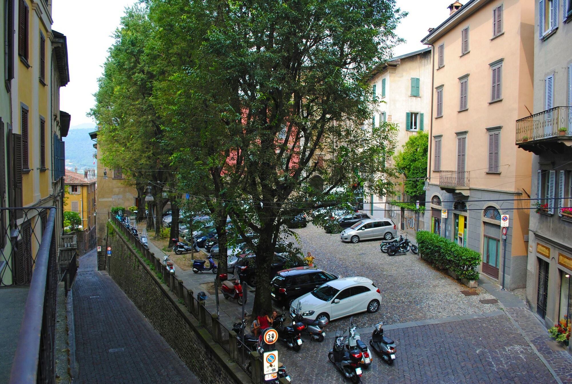 Bergamo Alta Guest House Εξωτερικό φωτογραφία